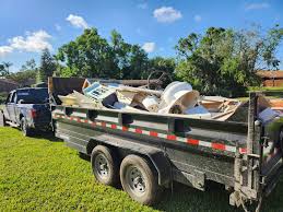 Best Commercial Junk Removal  in Vienna, IL